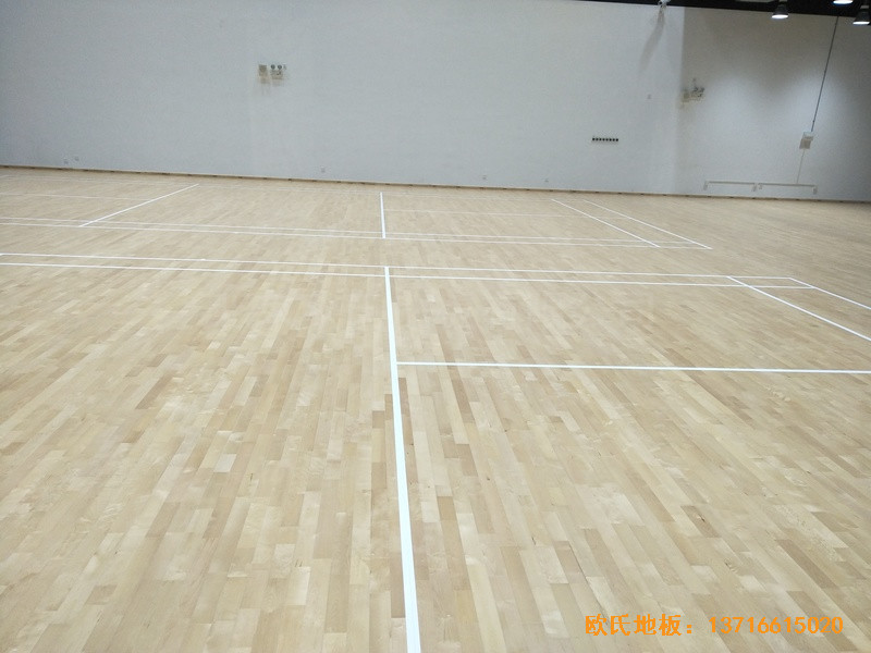 上海鋪東寧橋路669號體育館運動木地板安裝案例4