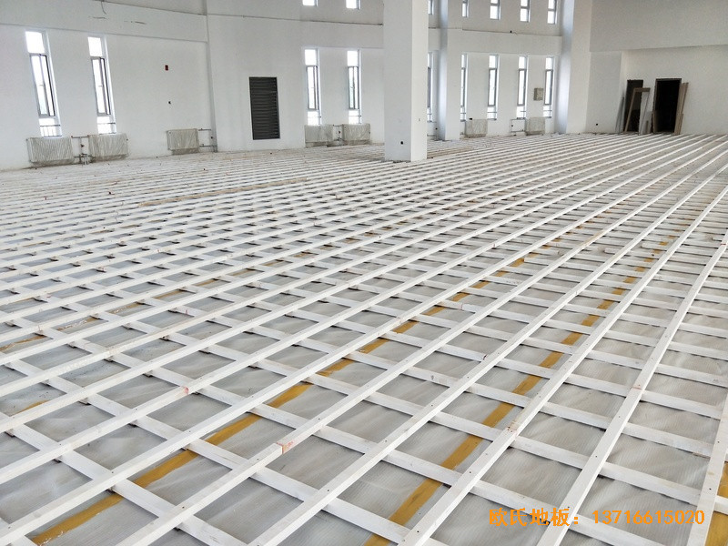 北京房山長陽小學籃球訓練館體育木地板施工案例